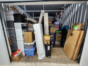 10 x 20 unit in Englewood