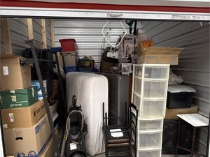 10 x 10 storage unit in Logansport, IN