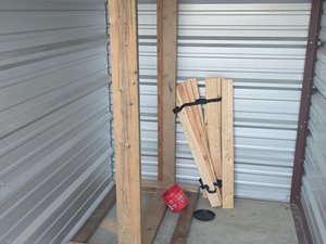 5 x 10 unit in Henderson