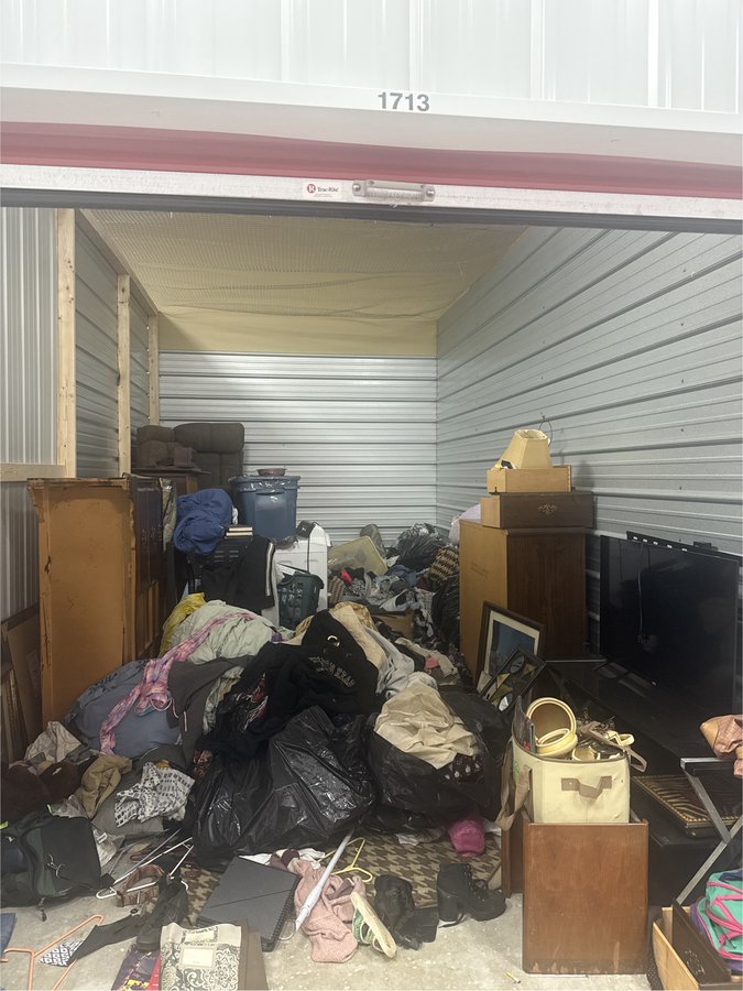 10 x 20 storage unit in Logansport, IN