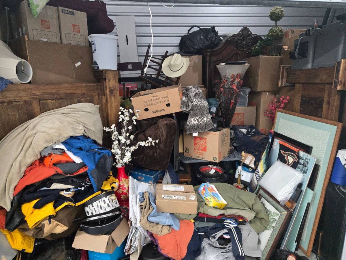 10 x 30 storage unit in Denton, TX