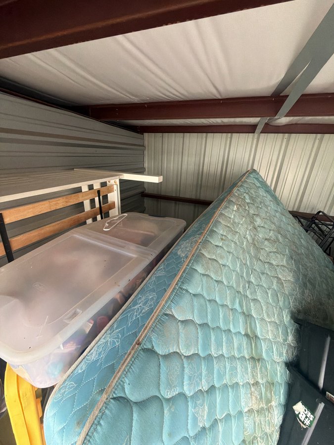 10 x 10 storage unit in New Bern, NC
