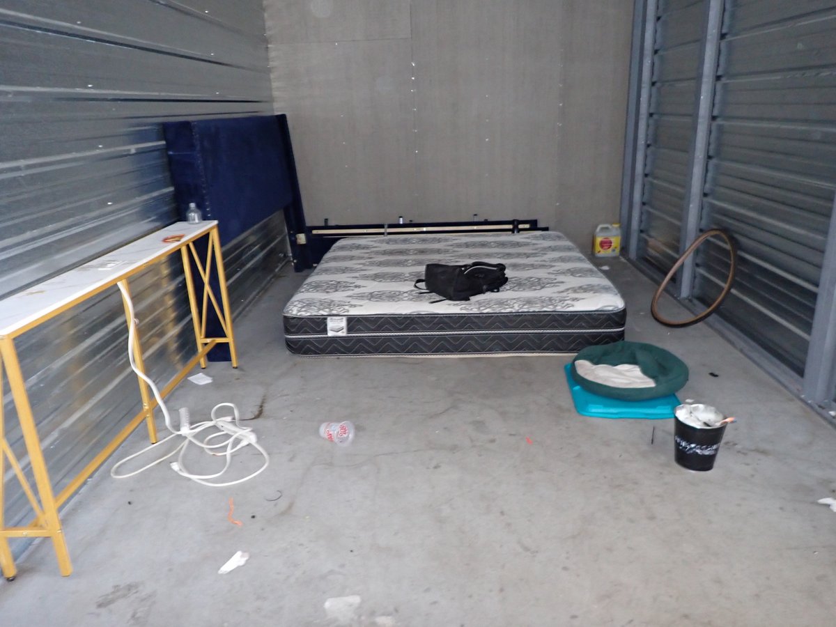 10 x 15 storage unit in Minneapolis, MN