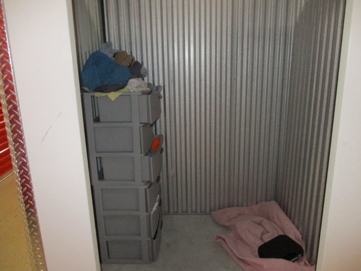 5 x 5 storage unit in Jacksonville, FL
