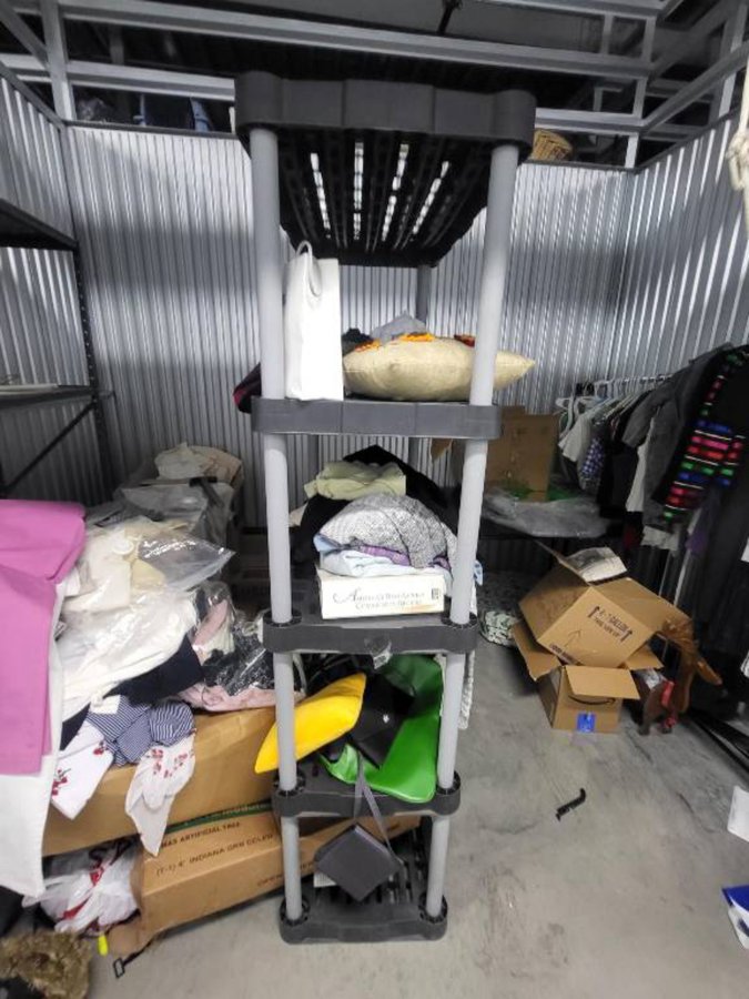 10 x 7 storage unit in Elmhurst, IL