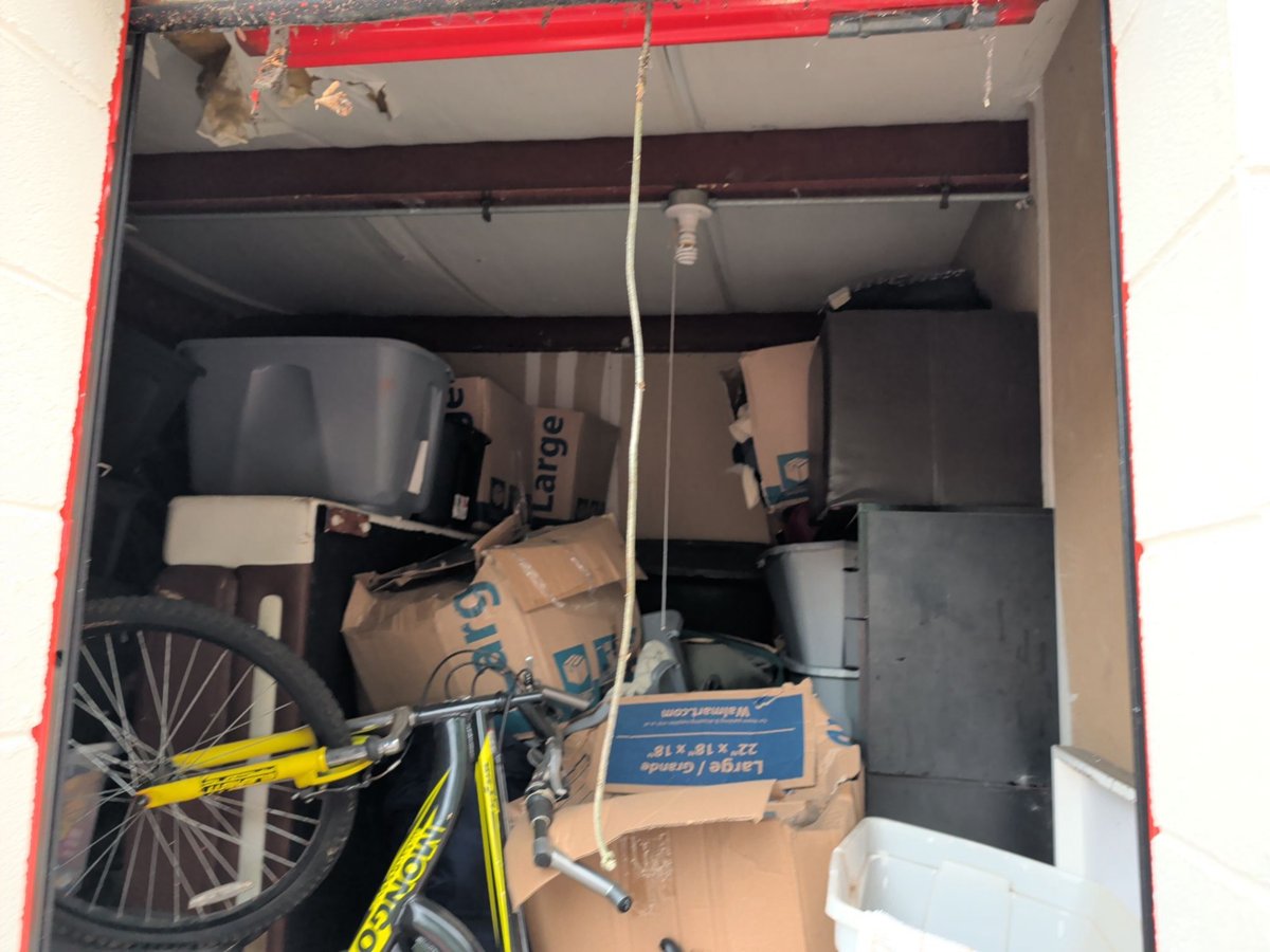 10 x 10 storage unit in Schaumburg, IL
