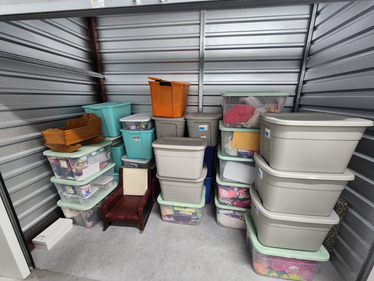 10 x 5 storage unit in Jacksonville, FL