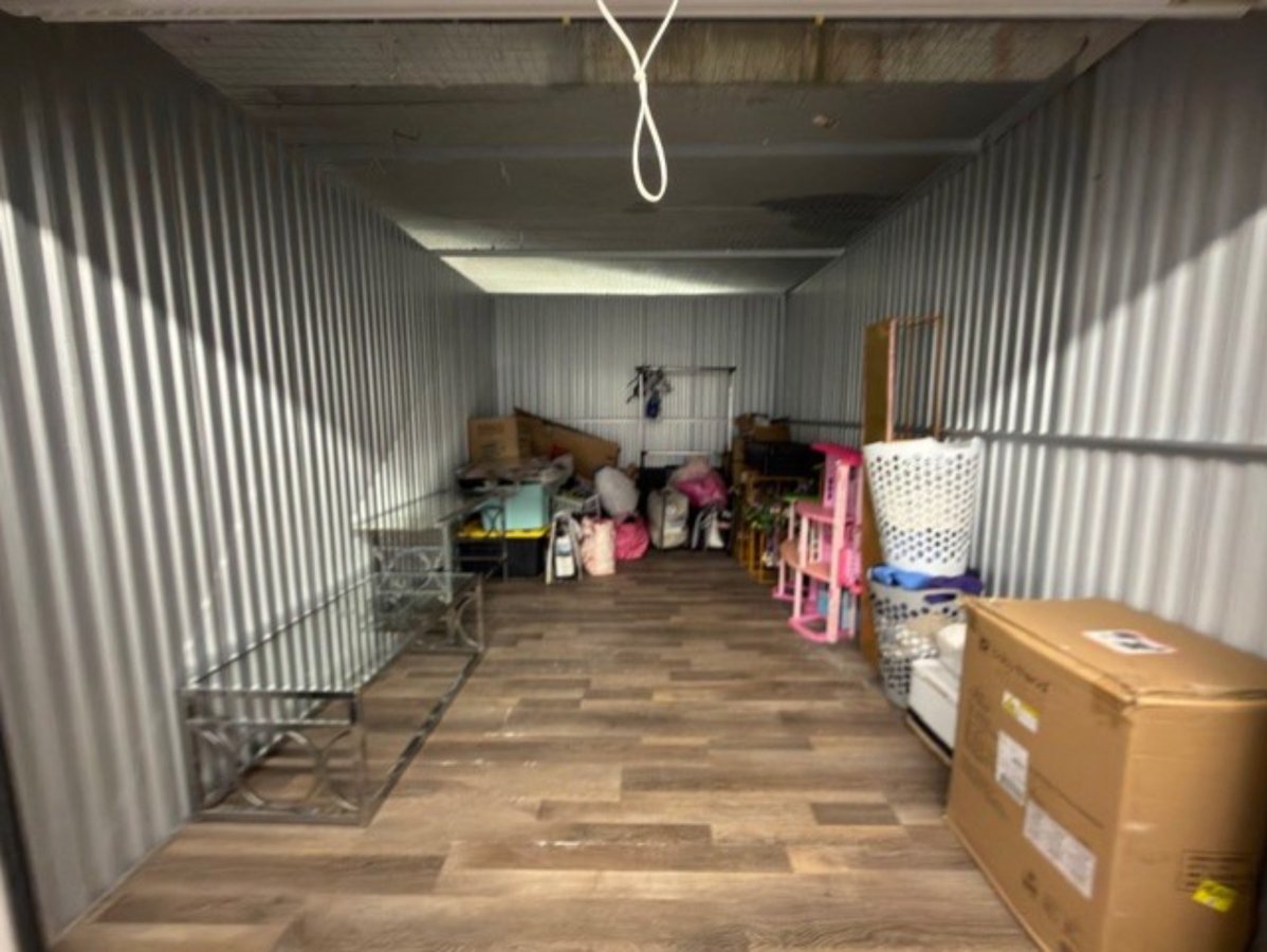 10 x 15 storage unit in Fitchburg, MA