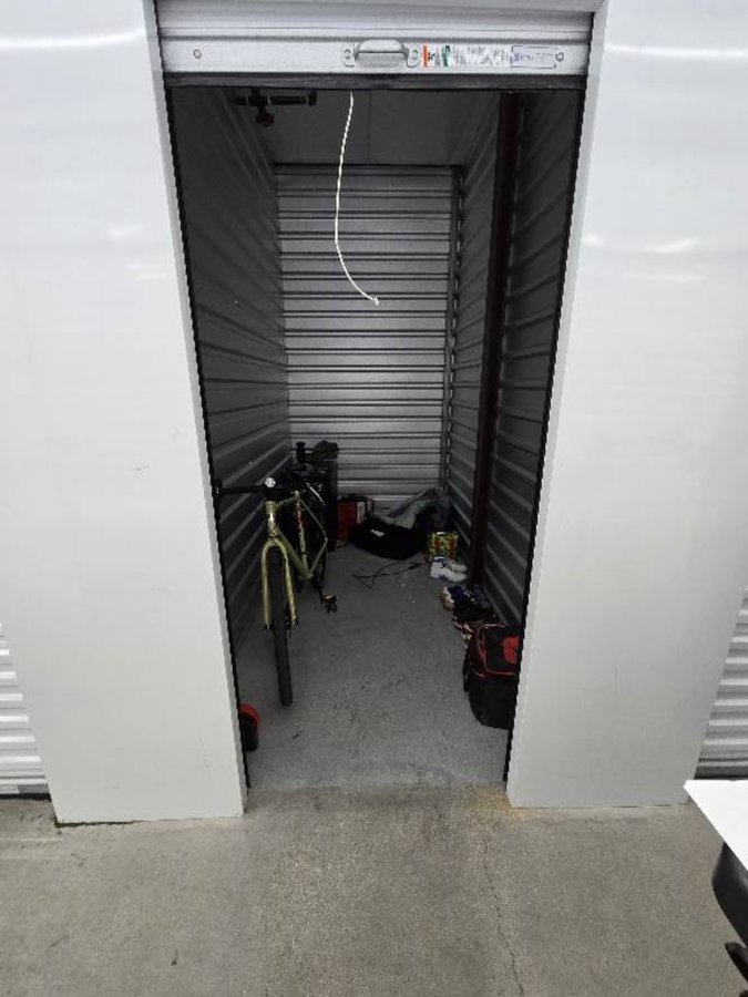 5 x 10 storage unit in Austin, TX