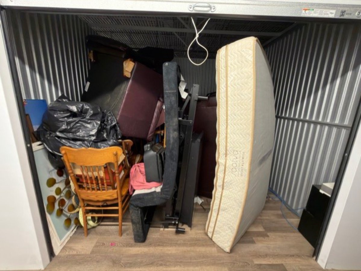 10 x 10 storage unit in Fitchburg, MA