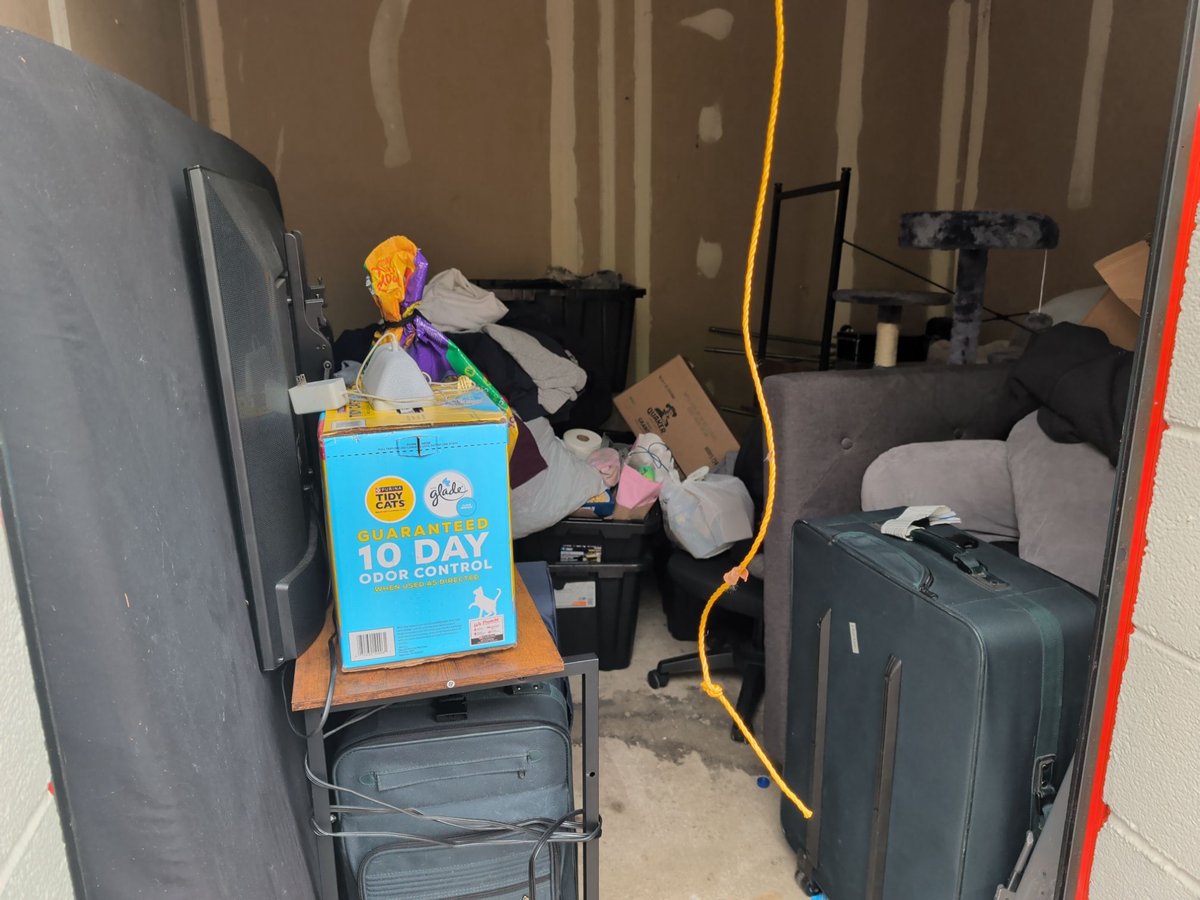10 x 10 storage unit in Schaumburg, IL