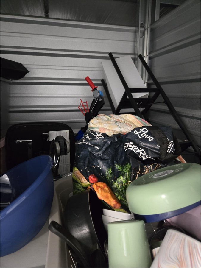 5 x 5 storage unit in Baltimore, MD
