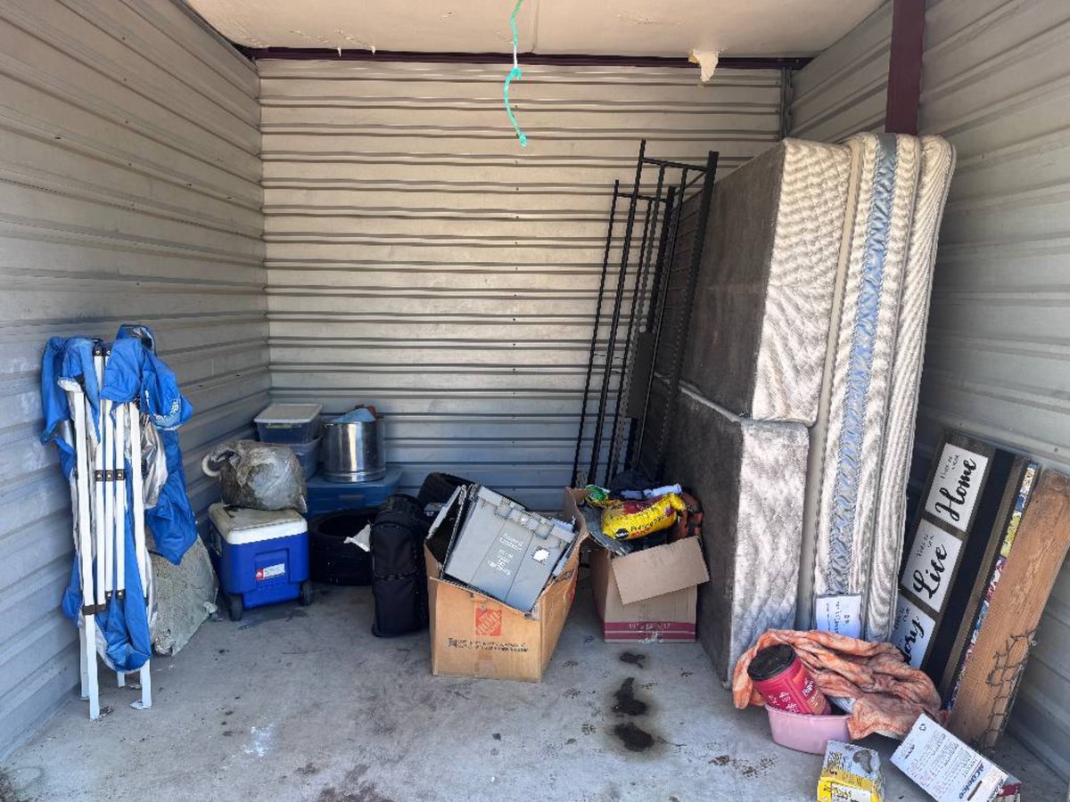 10 x 10 storage unit in Austin, TX
