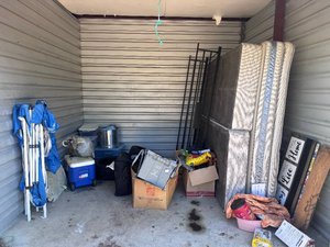 10 x 10 unit in Austin
