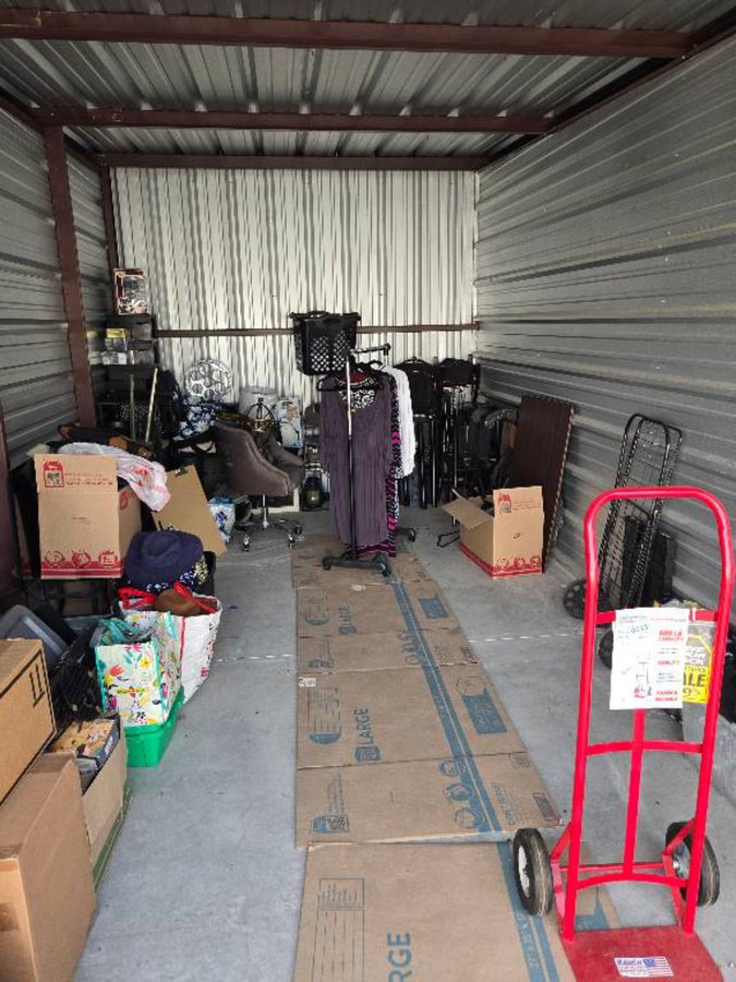 10 x 20 storage unit in Dripping Springs, TX