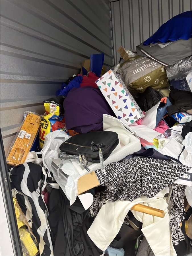 10 x 10 storage unit in Bartlett, TN