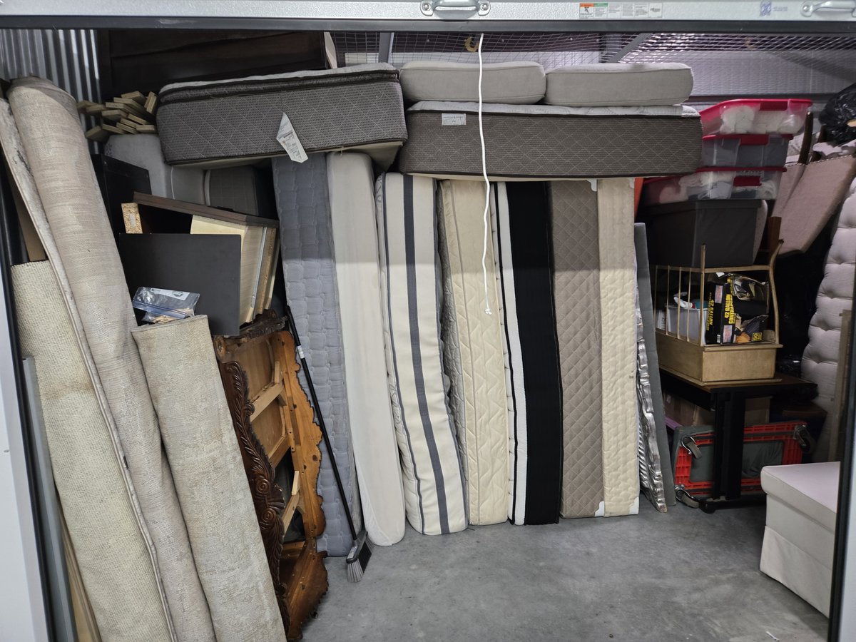 10 x 20 storage unit in Clermont, FL