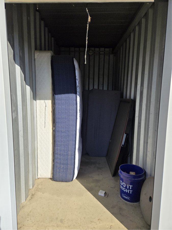 5 x 10 storage unit in Harrisburg, NC
