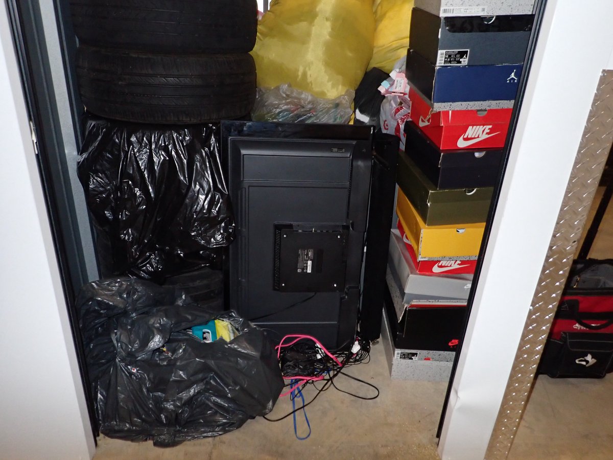 5 x 5 storage unit in Roseville, MN