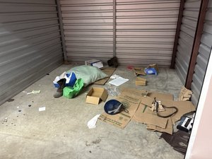 10 x 10 storage unit in Middletown, NJ