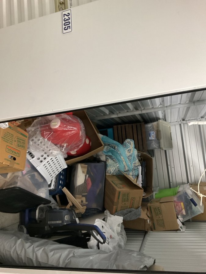 5 x 10 storage unit in Indianapolis, IN