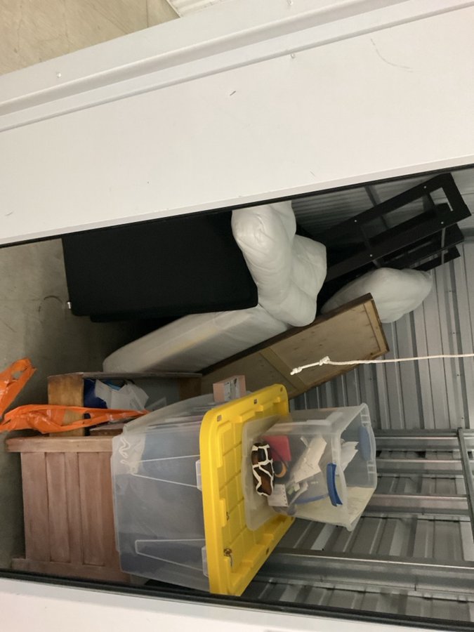 5 x 10 storage unit in Indianapolis, IN