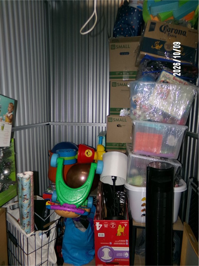 5 x 5 storage unit in Las Vegas, NV