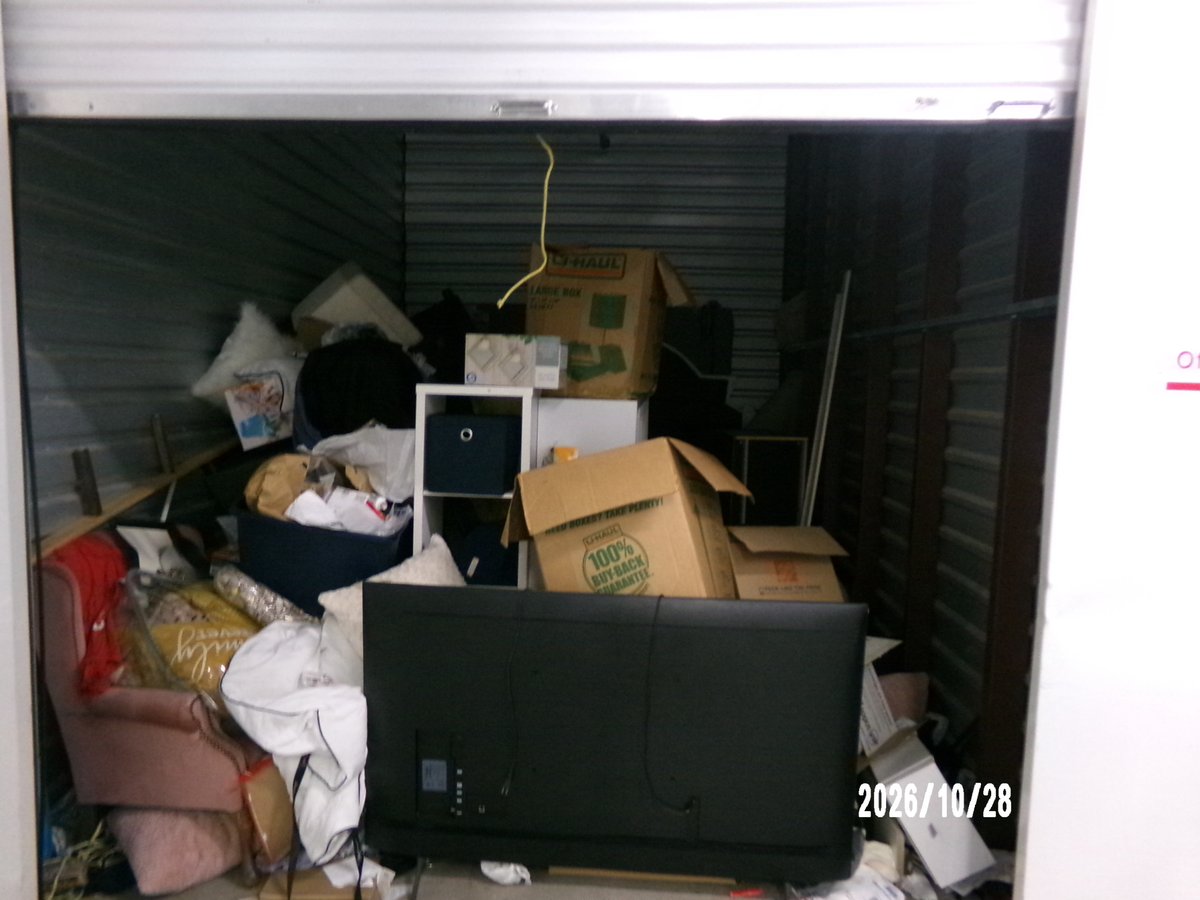 10 x 15 storage unit in Las Vegas, NV