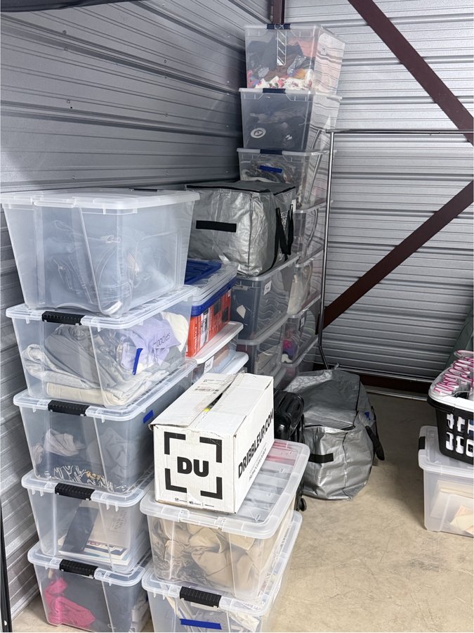 10 x 10 storage unit in Mequon, WI