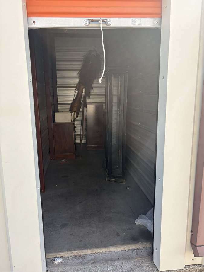 5 x 15 storage unit in louisville, KY