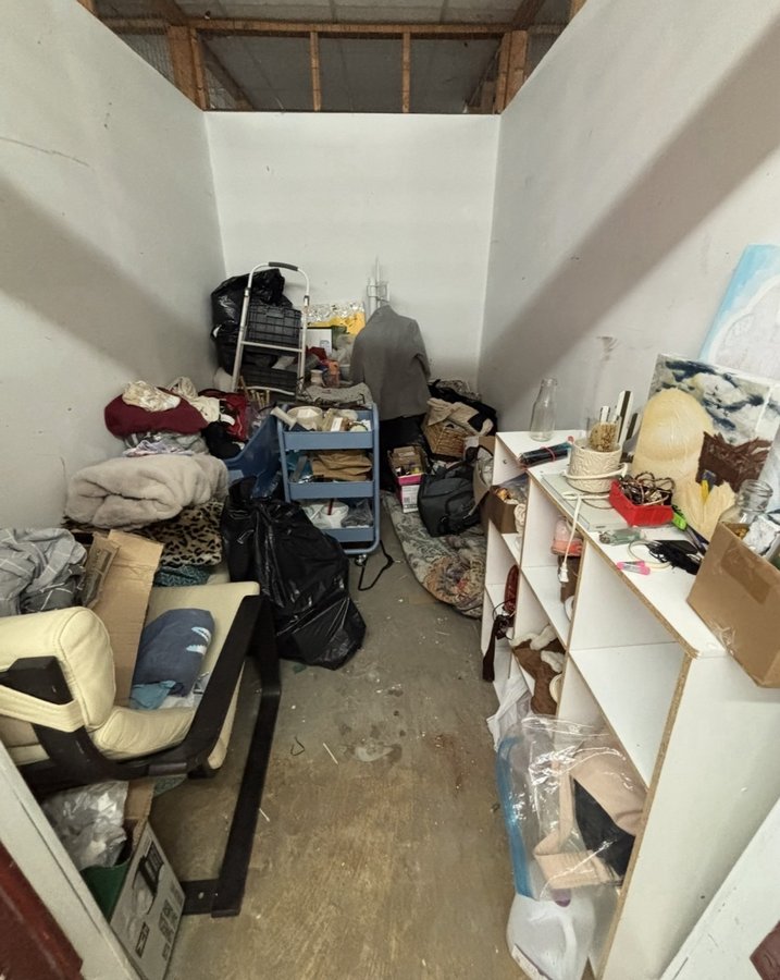 6 x 9 storage unit in Saint Petersburg, FL