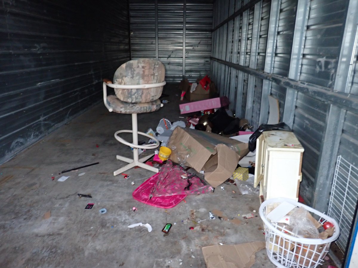 10 x 30 storage unit in N Minneapolis, MN
