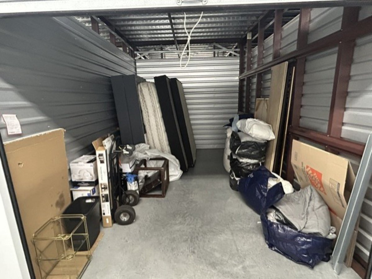 10 x 15 storage unit in Venice, FL