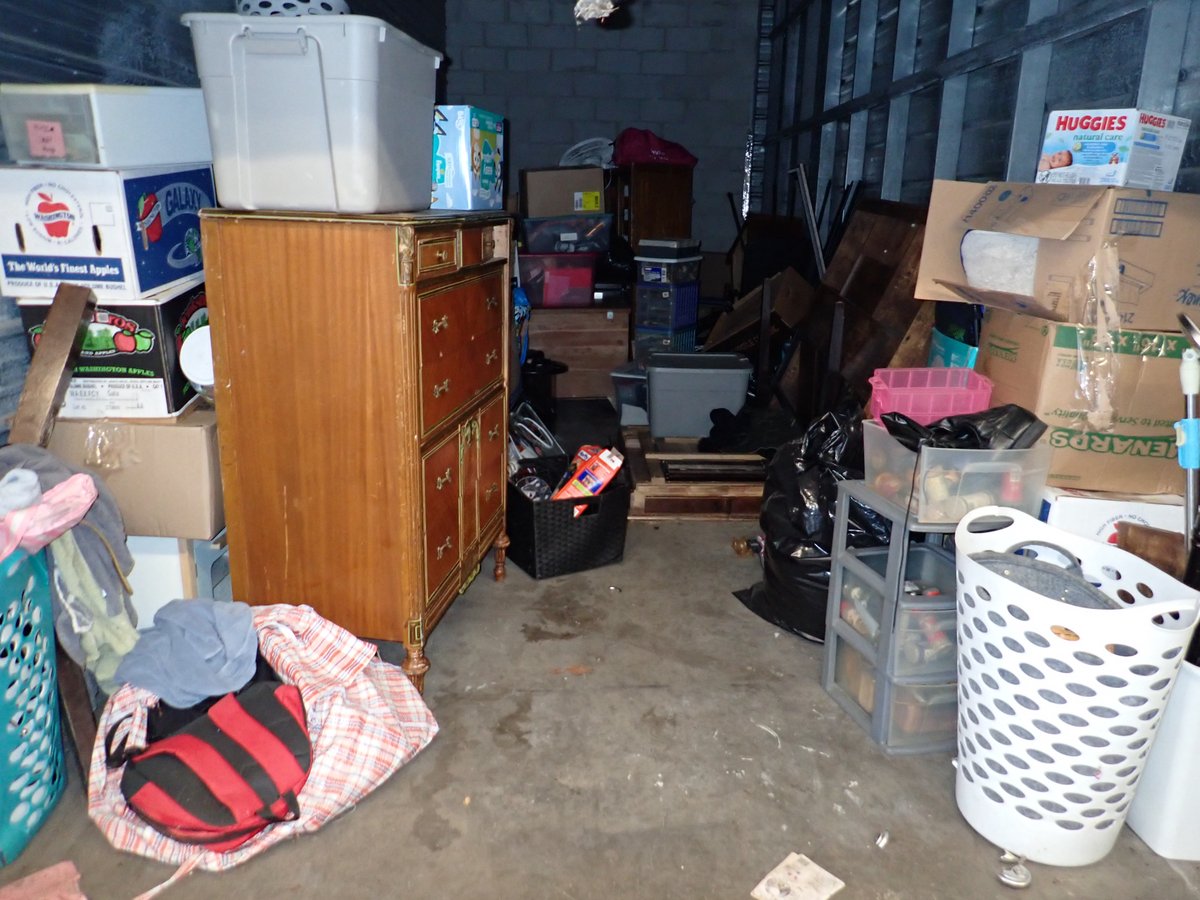 10 x 25 storage unit in N Minneapolis, MN