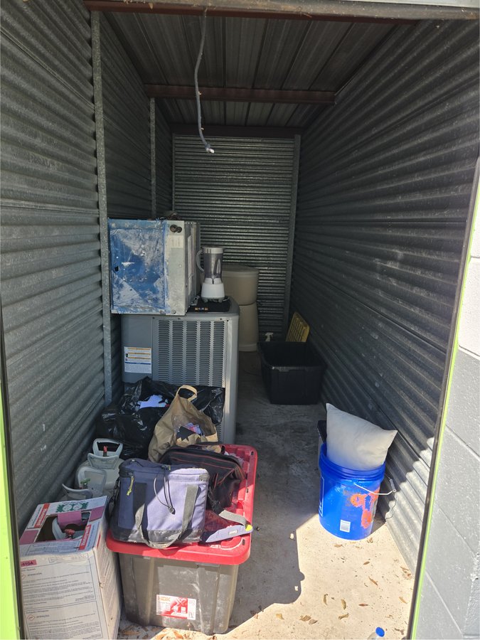5 x 15 storage unit in Mt Pleasant, SC