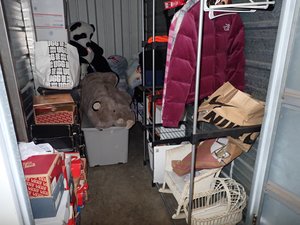 5 x 10 unit in N Minneapolis