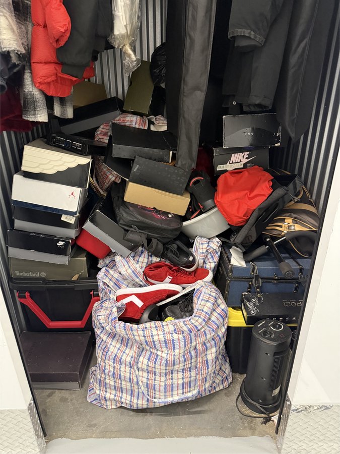 5 x 5 storage unit in Brooklyn, NY