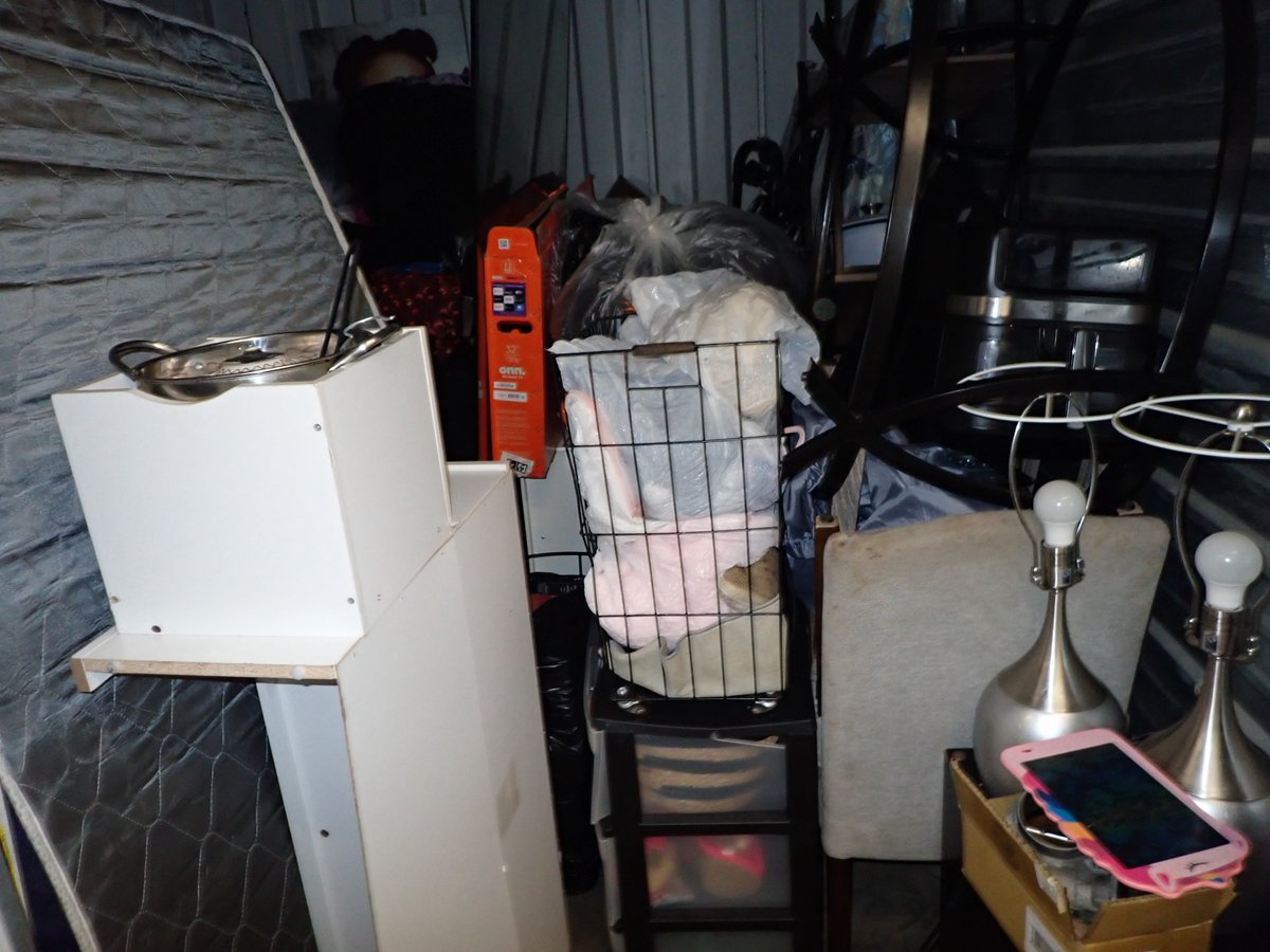 10 x 10 storage unit in N Minneapolis, MN