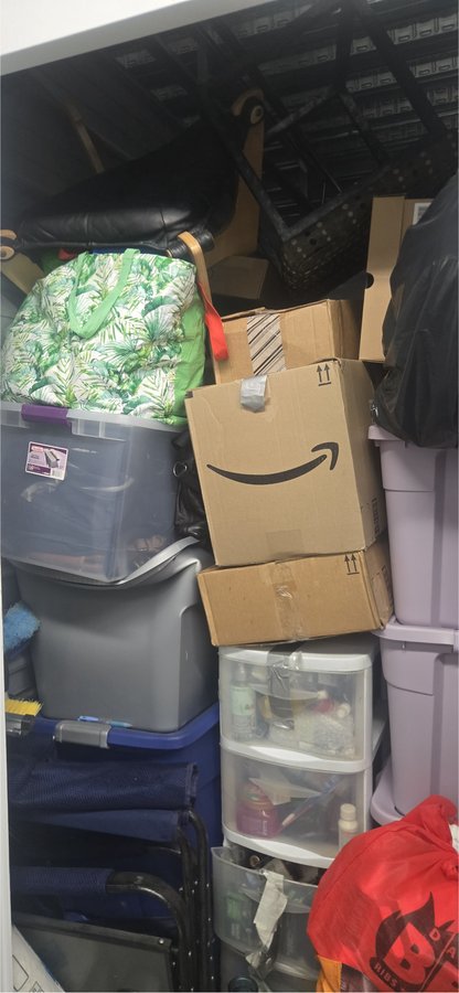 5 x 10 storage unit in Bronx, NY