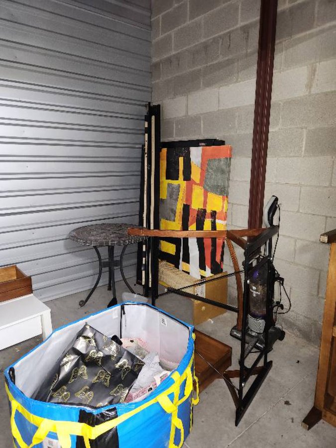 10 x 10 storage unit in Round Rock, TX