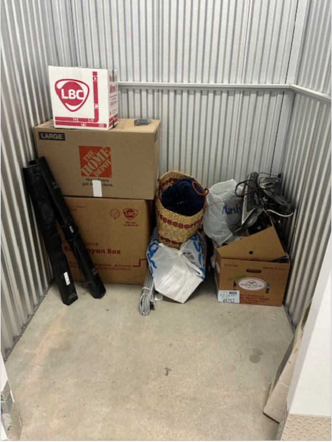 5 x 5 storage unit in Ridgecrest, CA