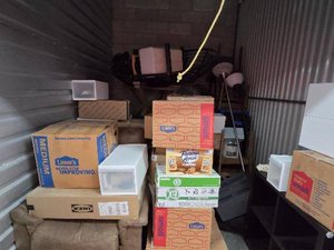 7 x 10 unit in Las Vegas