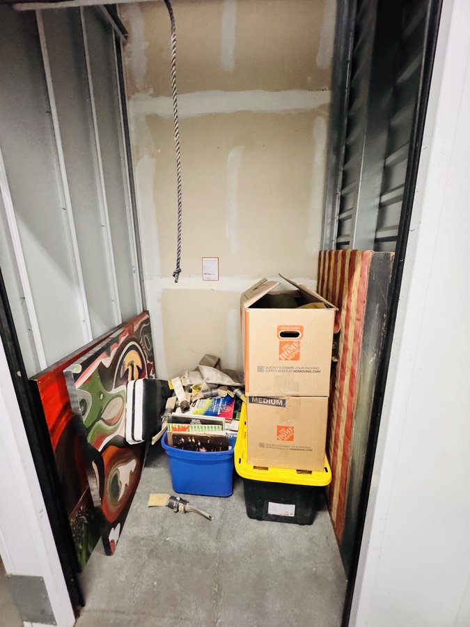 5 x 5 storage unit in Corona, CA