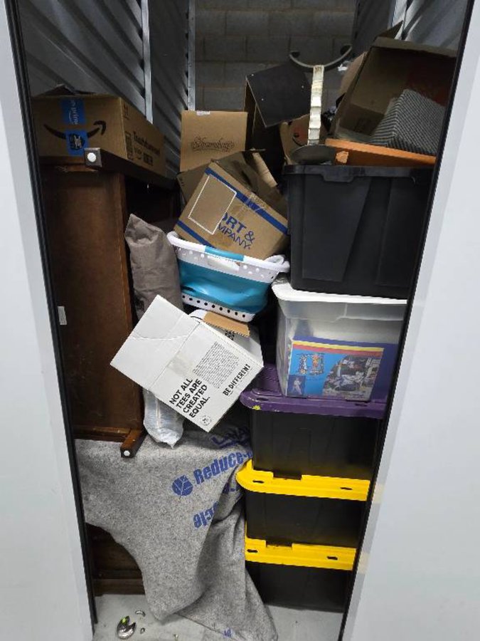 5 x 10 storage unit in Napa, CA