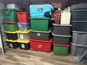 5 x 10 storage unit in Cranston, RI