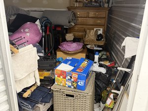 10 x 10 unit in Sparks