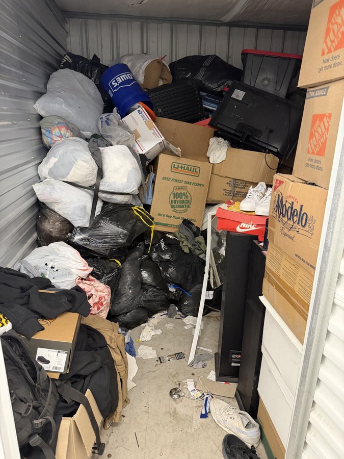 10 x 10 storage unit in Sparks, NV
