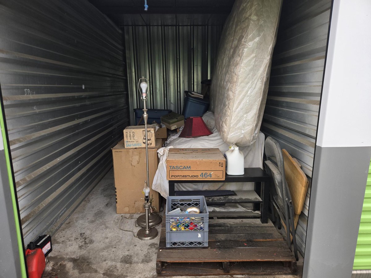 7 x 15 storage unit in Austin, TX
