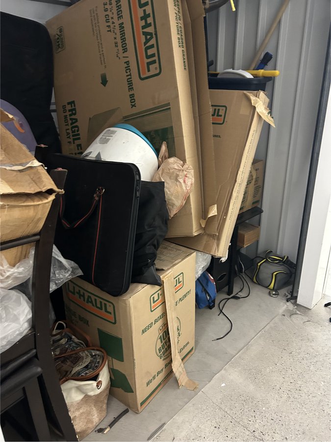 5 x 10 storage unit in Orange, CA