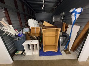 10 x 20 unit in Clayton